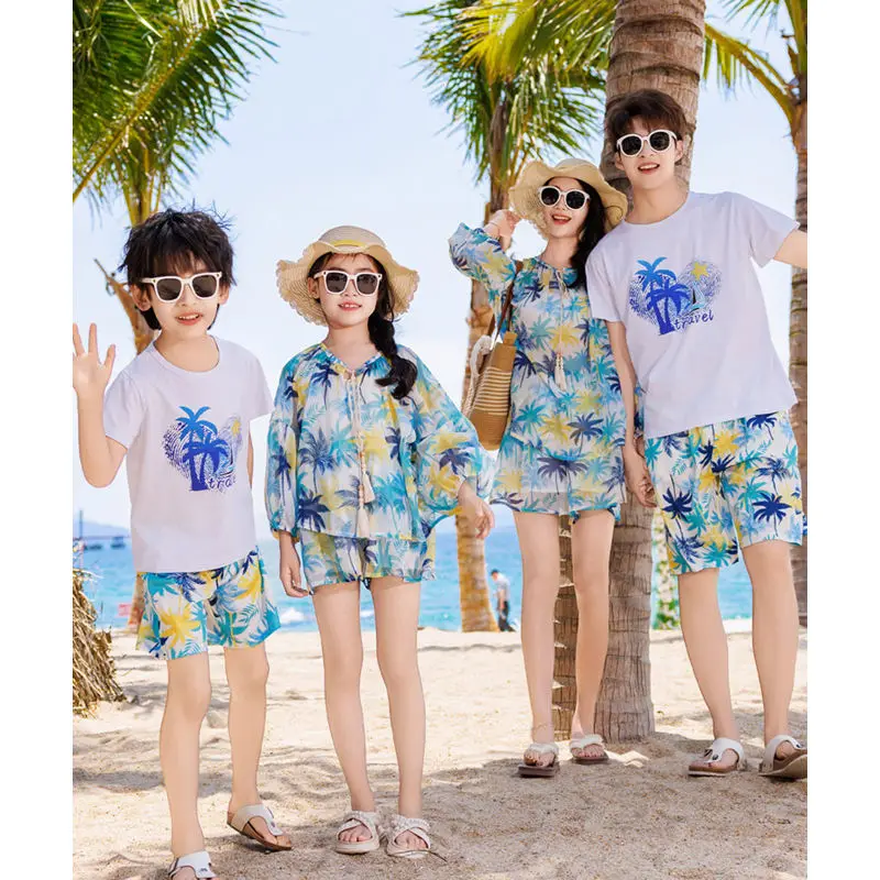 Family Vacation Look Matching  – обзор и цена Plant Parent Free